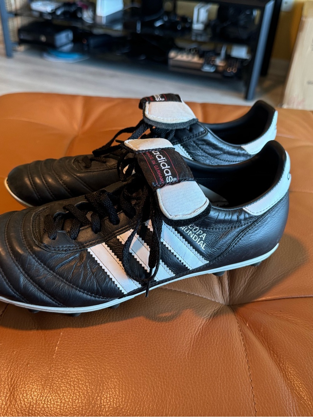 adidas copa mundial soccer cleats size 10